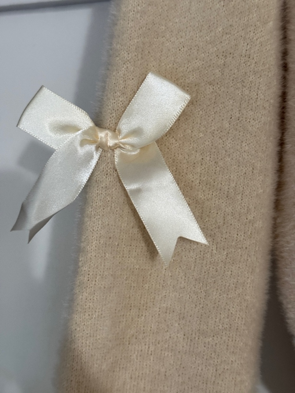 Hello Kitty and Friends Cream Cardigan with Embroidered Logo- size Medium - Picture 3 of 5